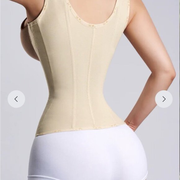 Sol Hourglass Waistcoat in great condition only used couple times. Size S beige. - Picture 3 of 7